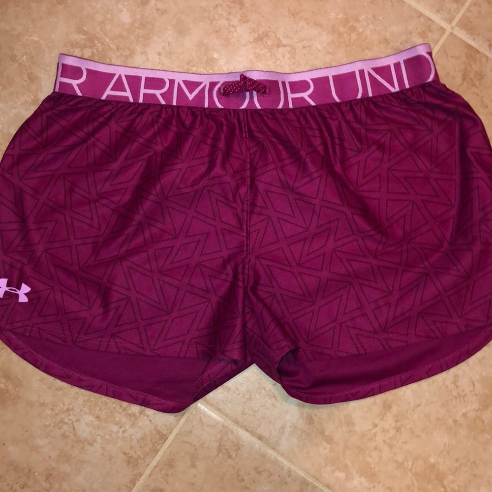Under Armour Loose Fit Shorts